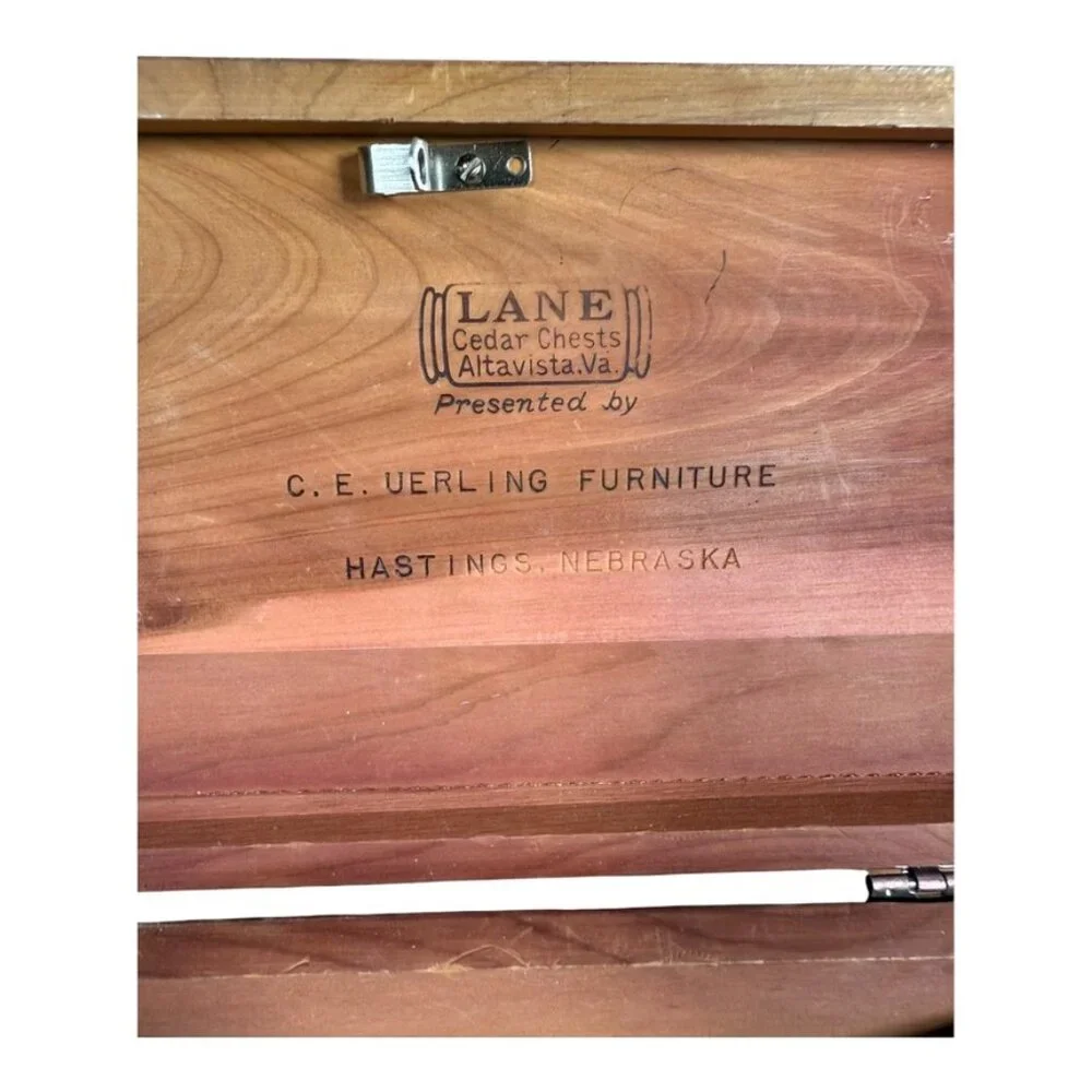 Cedar Lane Chest Jewelry Box‎